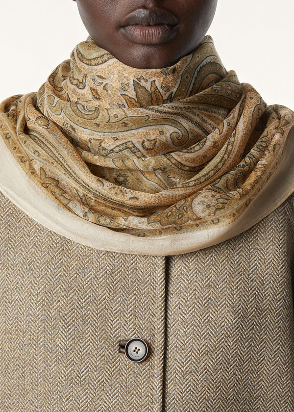Loro Piana Talia Paisley Maxi Stole — FXW0370_T2MN, official photo 1