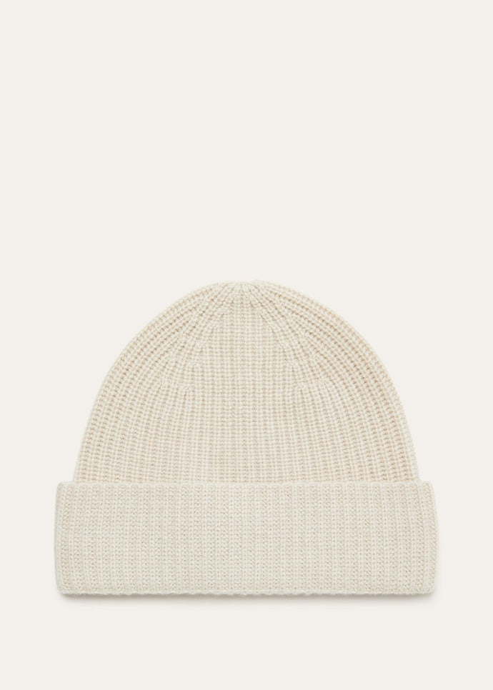 Sergio Beanie — Toffee Cream
